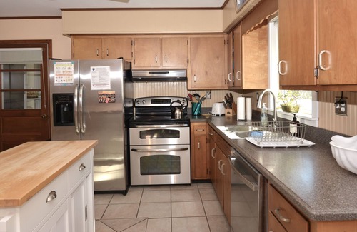 Country Club Estates Casa | Se admiten perros Casa 3BR en el centro de Rehoboth Beach A solo 4 cuadras de la playa para 6 personas