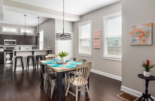 Holy Cross Casa | Downtown Retreat 1 mile from city center!