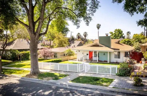 Downtown Riverside Casa | Downtown Riverside BOHO Retreat