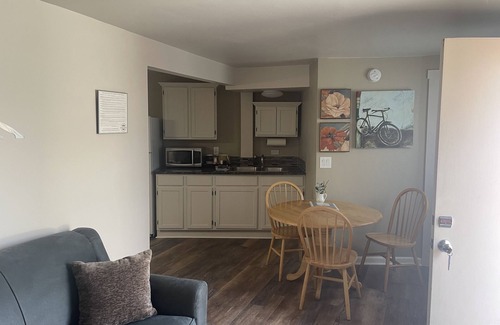 Salida Hotel | Downtown Salida King Efficiency