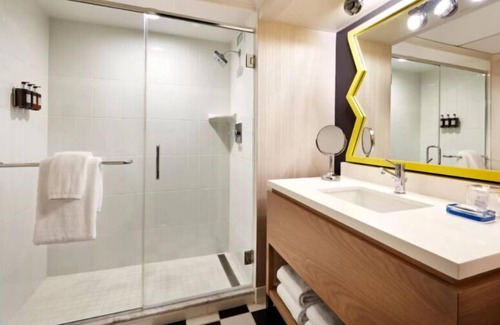 Civic Core Hotel | Downtown San Diego Stay Near 1st Avenue