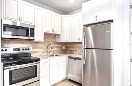 Gillespie Park Apartamento | Downtown Sarasota | 1 Bd 1 Ba | Beach | + Pets