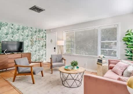 Downtown Casa | Downtown Sarasota 2BR Cottage Near Siesta Lido Key
