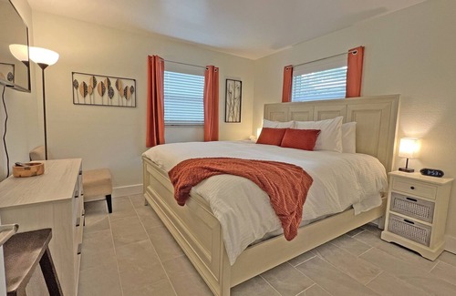 Gillespie Park Casa | Downtown Sarasota, Beach, Park, Sunshine, and FUN!