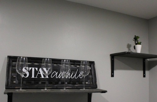 Park East Condominio | Downtown Sarasota, Speakeasy