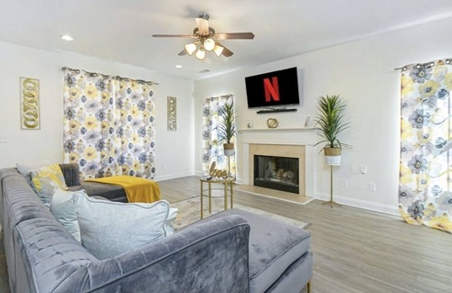 Peoplestown Casa | DOWNTOWN SPACIOUS 3 BEDROOM