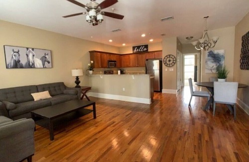 Tallahassee Condominio | Downtown Tallahassee Luxury Condo-Intro Pricing!
