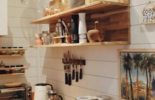 Vacaville Casa | Downtown Tiny VaultedHaus