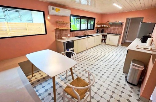 Obarrio Casa | Espaciosa casa de 8 habitaciones con piscina privada y wifi ultrarrápido
