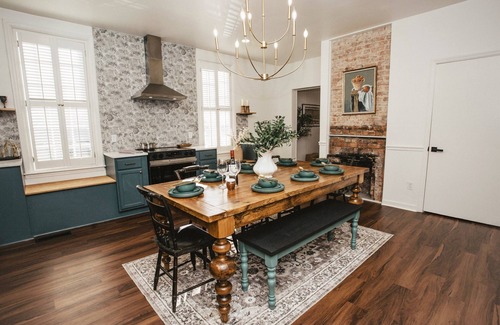 Columbus Casa | Downtown-Walk to everything! 5 kings, Fire pit!