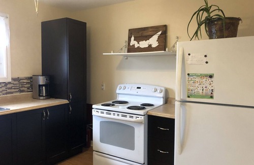 Charlottetown Apartamento | Downtown walkable to restaurants, bars public transportation and the waterfront.