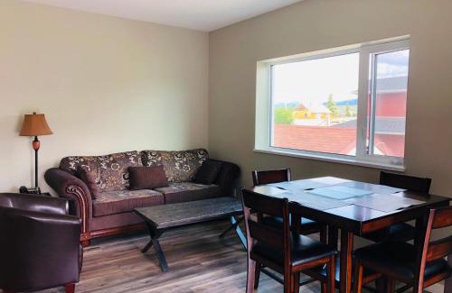Whitehorse Apartamento | Downtown Whitehorse Deluxe 2 Bedroom Condo