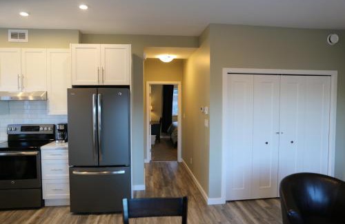 Whitehorse Apartamento | Downtown Whitehorse Deluxe 2 Bedroom Condo