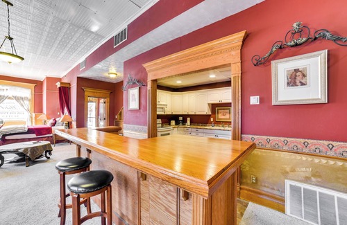 Yankton Apartamento | Downtown Yankton Suite: Walk to Restaurants!