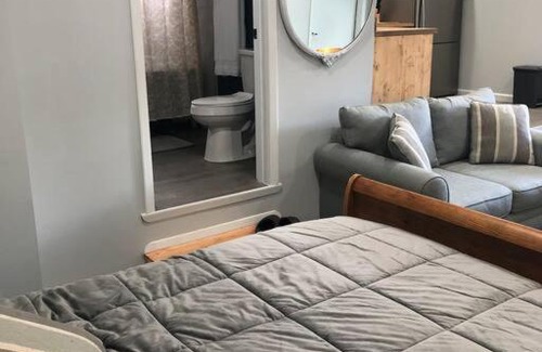 Livingston Casa | Downtown Yellowstone Bungalow