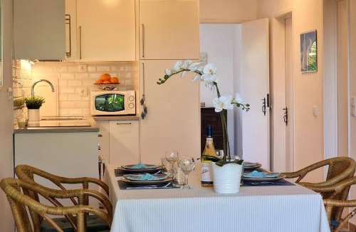 Vale de Covo Apartamento | Dowtown Carvoeiro 1BDR Apart W view by LovelyStay