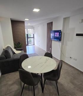 General San Martín Apartamento | Dpto en NVA CBA con PILETA y QUINCHO