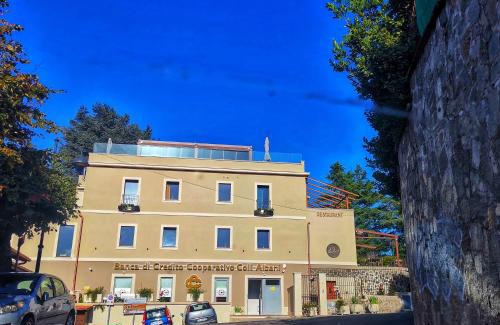 Rocca di Papa Cama Y Desayuno | Drì bed & breakfast