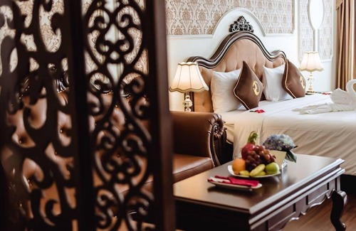 Bai Chay Hotel | Dragon Legend Hotel