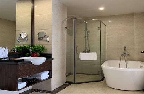 Bai Chay Hotel | Dragon Legend Hotel