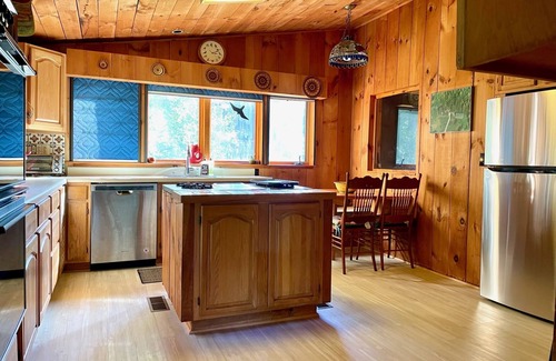 Indian Lake Casa | Dragon's Landing ADK House and Barn / Retreat Center