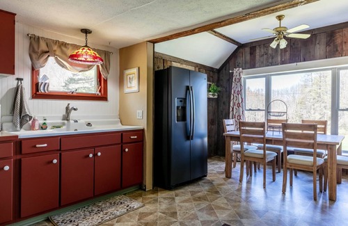 Wellsboro Casa | Dragonfly Cottage-Pet-friendly, relaxing Wellsboro retreat