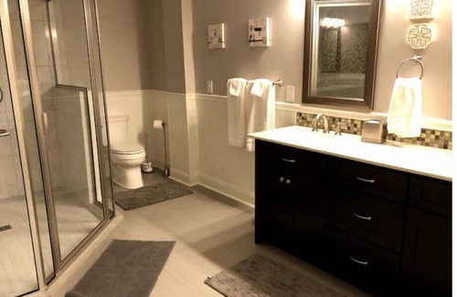 Gainesville Casa | Dragonfly cove-2 bedroom private apartment on lake