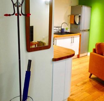 Aberystwyth Apartamento | “Dragons Den” Centrally located Modern Apartment