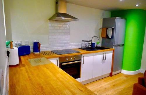 Aberystwyth Apartamento | “Dragons Den” Centrally located Modern Apartment