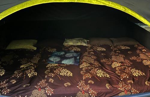 Irinjalakuda Otro | Dragster Tents