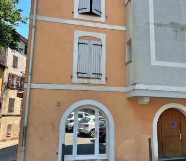 Draguignan Apartamento | Draguignan, centre ville wifi jolie deco