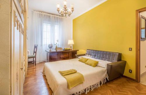 Old Town Apartamento | Drake's Royal Suite - City Centre & Train Station