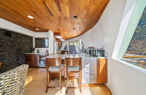Idyllwild Casa | Espectacular cúpula geodésica con impresionantes vistas, spa y paseo a la ciudad.