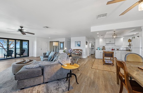 Captiva Complejo | Dramatic Gulf View Penthouse - Casual Lux Décor - Jensen's “On the Gulf” - Suite 5