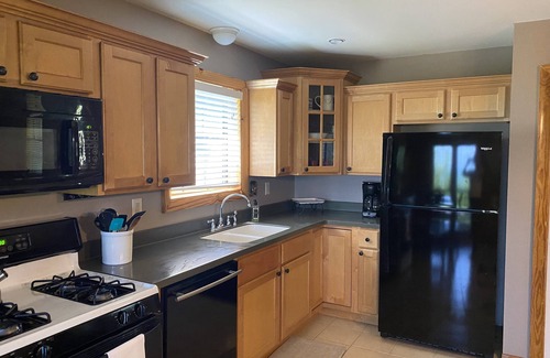 Mountain View Casa | Dramatic views - out of town, but close enough!