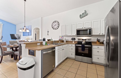 Highgate Park Cabaña | Drayton Place at Highgate Park by Shine Villas