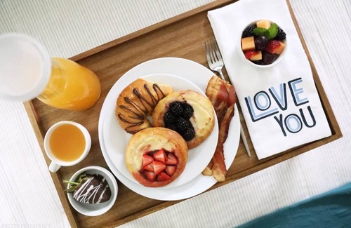 Estevan Cama Y Desayuno | Dream about food in this historic church converted to a bed & breakfast!