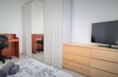 Affori Casa | Dream Apartments Stanza 1 in appartamento condiviso con bagno privato esterno