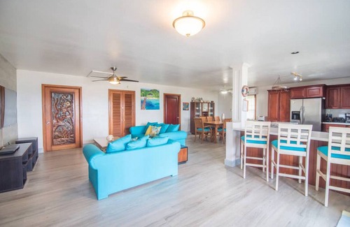 Antoneys Cay Casa | Dream Beach Home! Snorkel reef off 400' dock!