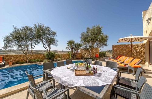 Ta' Għammar Casa | Dream by Hamlet Holiday Home