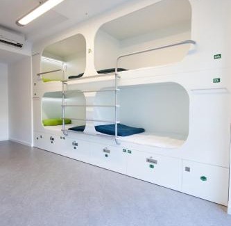 Les Corts Hostal | Dream Cube Hostel
