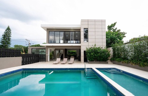 Santiago Province Apartamento | Dream Stay - Pool & Gym - 10min Airport & Homs