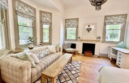 Claremont Apartamento | Dream Guest Suite in Fabulous Edwardian Claremont