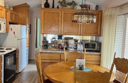 Yuma Casa | Dream Haven in Country Roads 55+ Park