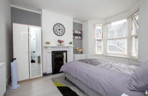 West Ham Casa | Dream Home Near Stratford Olympic Park London
