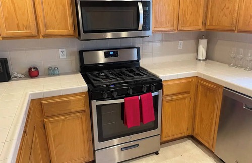 Merced Casa | Dream house - 4 min away UC Merced - Yosemite