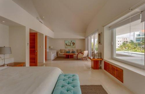 Puerto Aventuras Villa | Dream House with private Deck in Puerto Aventuras