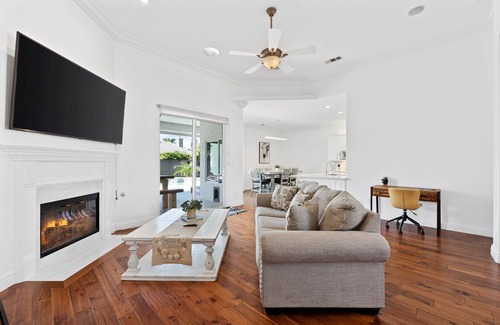 Rosedale Casa | Dream House, With Pool