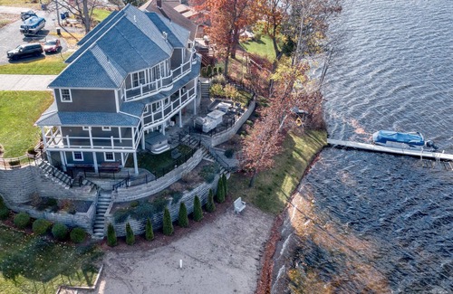 Melrose Casa | Dream Lakehouse en Congamond Lakes