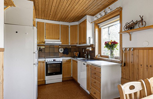 Upplands-Bro Municipality Villa | Dream location with lake view & Top location near